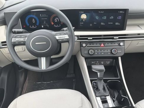 New 2026 Hyundai Tucson SE FWD image 24