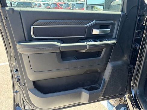 New 2026 RAM 2500 Big Horn AWD/4WD image 11