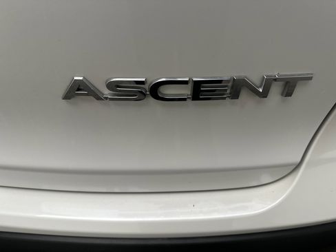 Used 2023 Subaru Ascent Premium image 13
