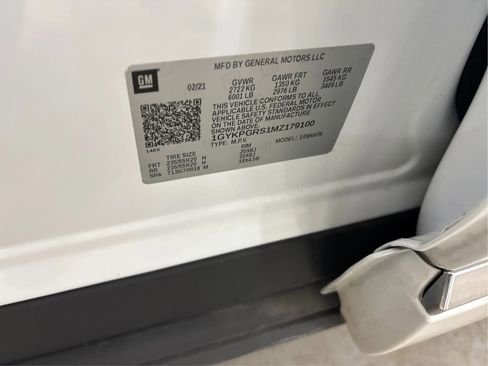 Used 2021 Cadillac XT6 Sport w/ LPO, ONYX Package image 30