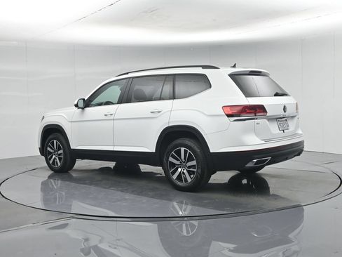 Used 2023 Volkswagen Atlas SE AWD/4WD image 6
