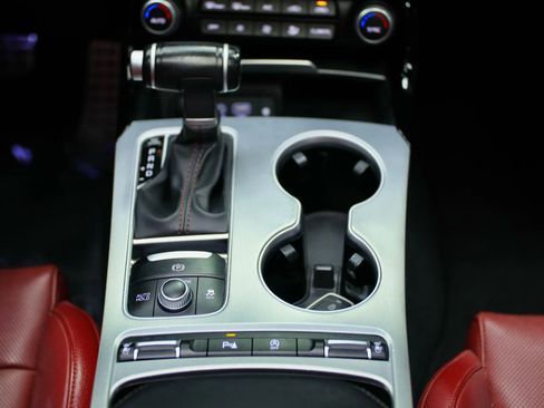 Used 2021 Kia Stinger GT1 image 42