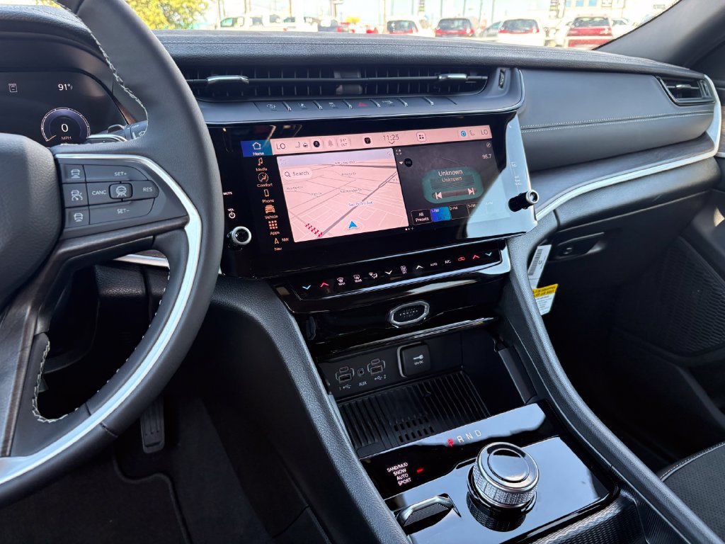 New 2027 Jeep Grand Cherokee 4WD image 14
