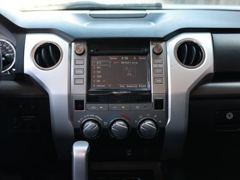 Used 2017 Toyota Tundra SR5 w/ SR5 Upgrade Package image 42