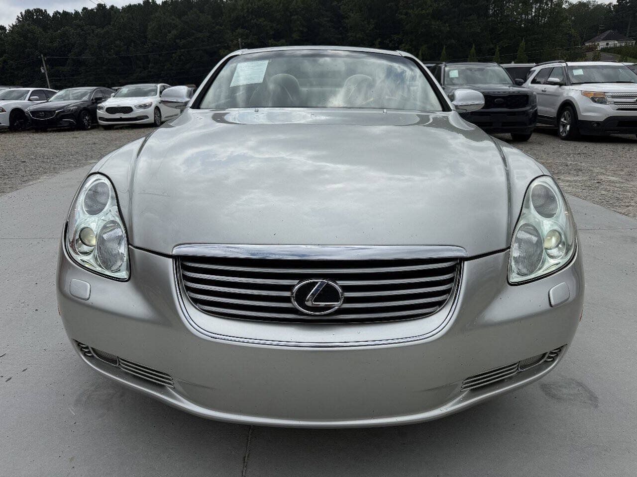 Used 2004 Lexus SC 430 Convertible RWD image 2