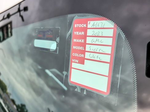 Certified 2023 GMC Sierra 1500 Elevation w/ Elevation Premium Package image 24