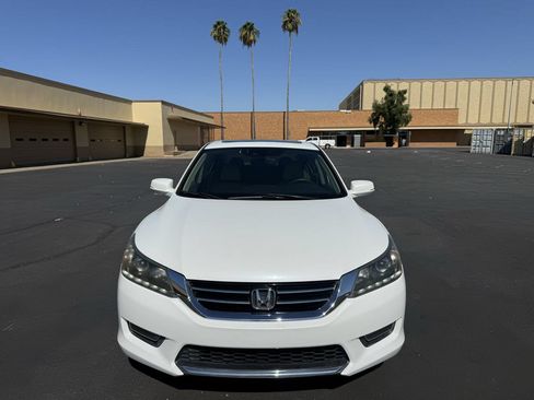 Used 2015 Honda Accord EX-L image 2