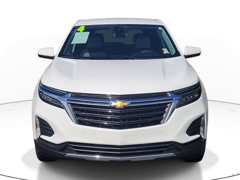 Used 2024 Chevrolet Equinox LT FWD image 2