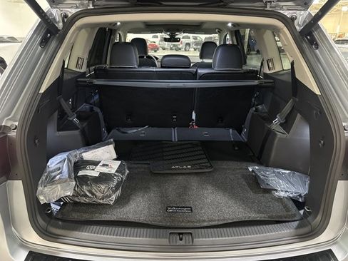 New 2026 Volkswagen Atlas SEL Premium R-Line AWD/4WD image 12