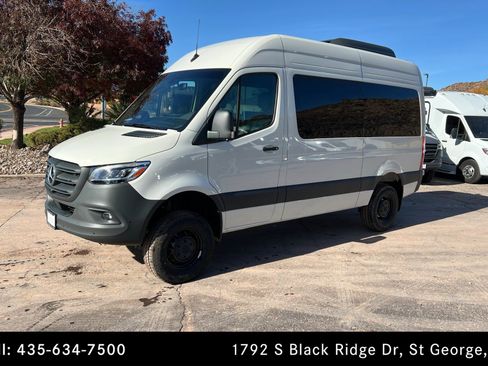 Used 2026 Mercedes-Benz Sprinter 2500 image 1