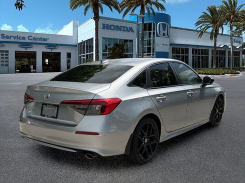Used 2023 Honda Civic Sport image 8