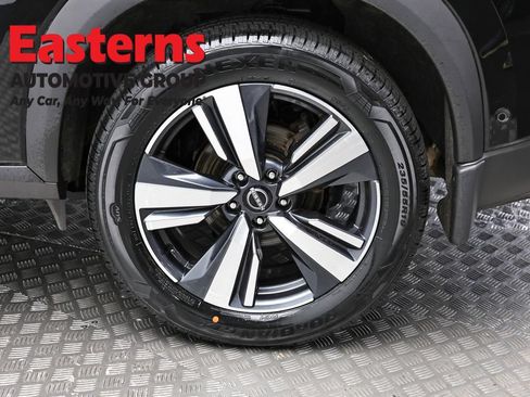 Used 2023 Nissan Rogue SL w/ SL Premium Package AWD/4WD image 8