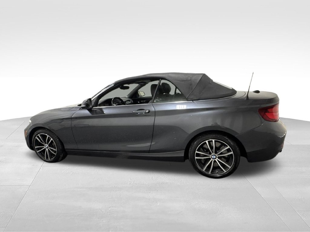 Used 2021 BMW 230i xDrive Convertible w/ Premium Package AWD/4WD image 11