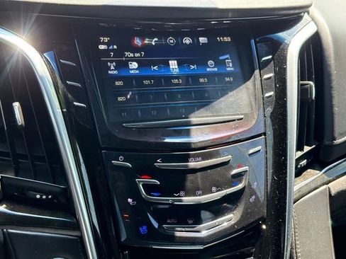 Used 2019 Cadillac Escalade ESV Platinum AWD/4WD image 26