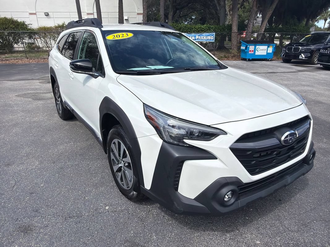 Used 2023 Subaru Outback Premium AWD/4WD image 7