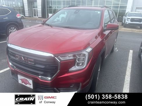 Used 2022 GMC Terrain SLE w/ Driver Convenience Package image 1