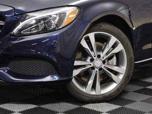 Used 2018 Mercedes-Benz C 300 4MATIC Sedan image 3