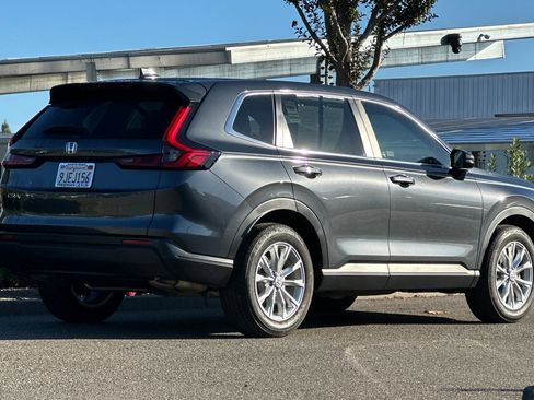Used 2024 Honda CR-V EX image 4