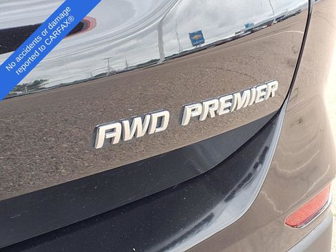 Used 2023 Chevrolet Equinox Premier w/ LPO, Floor Liner Package AWD/4WD image 11
