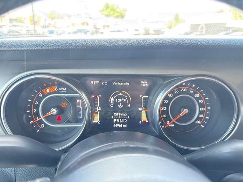 Used 2021 Jeep Gladiator Sport AWD/4WD image 16