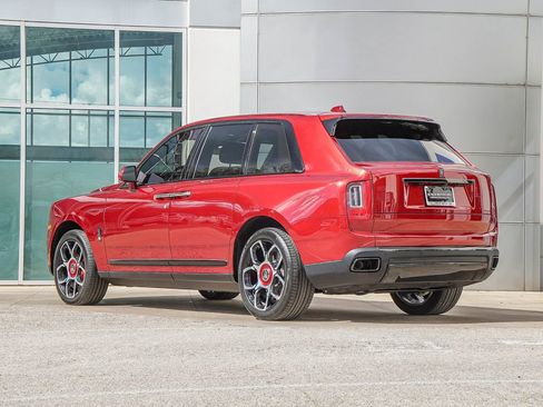 Certified 2024 Rolls-Royce Cullinan Black Badge w/ Dark Exterior Package AWD/4WD image 14