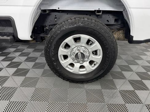 Used 2023 Ford F250 XLT w/ FX4 Off-Road Package image 27