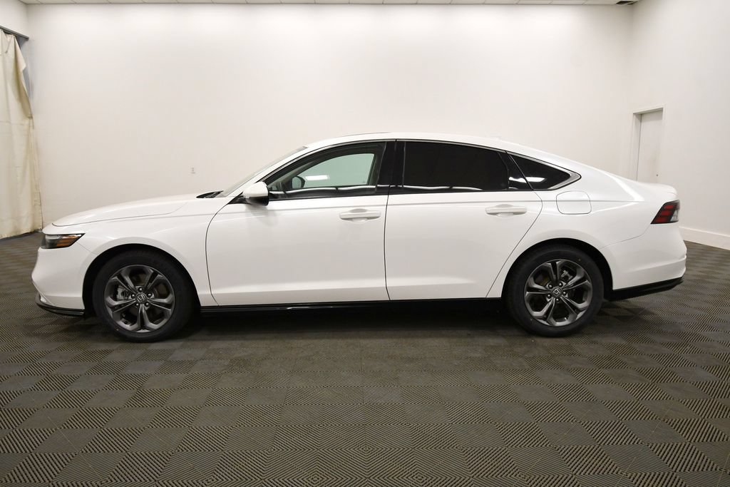 Certified 2024 Honda Accord EX-L image 4