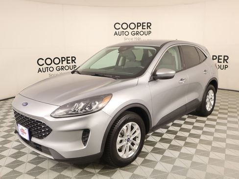 Used 2021 Ford Escape SE image 9