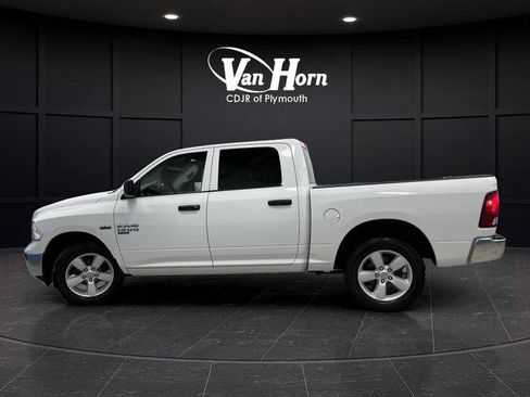 Used 2023 RAM 1500 Classic SLT image 10