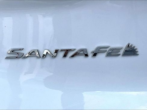 Used 2022 Hyundai Santa Fe SE FWD image 24