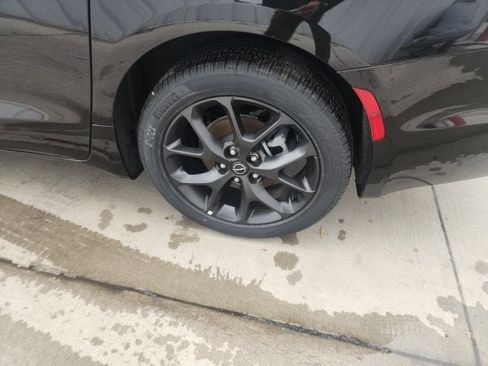 New 2026 Chrysler Pacifica Select w/ S Appearance Package image 24