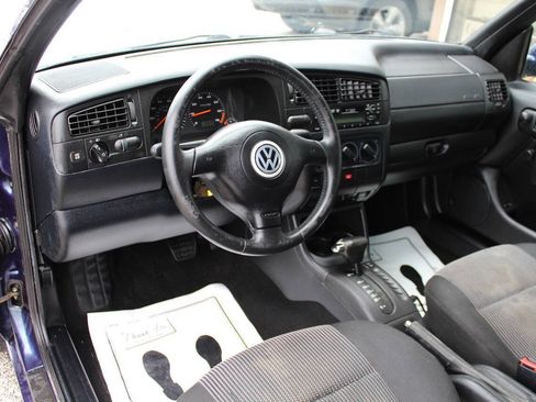 Used 2001 Volkswagen Cabrio GL FWD image 13