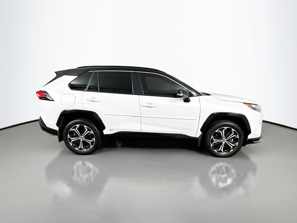 Certified 2025 Toyota RAV4 XSE AWD/4WD image 4