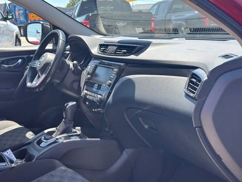 Used 2019 Nissan Rogue Sport S FWD image 19