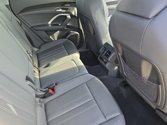 Certified 2025 Audi Q5 Premium Plus w/ Premium Plus AWD/4WD image 13