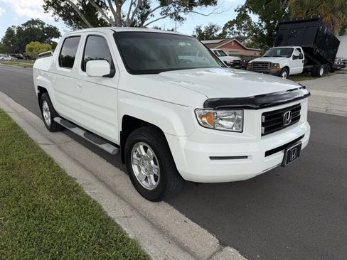 Used 2008 Honda Ridgeline RTS image 2