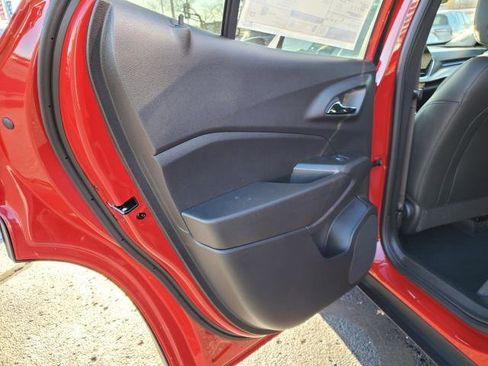 New 2026 Chevrolet Trax LT image 25