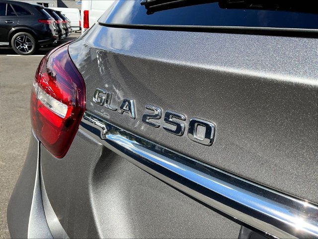 Used 2019 Mercedes-Benz GLA 250 4MATIC image 26