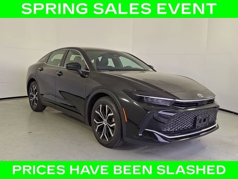 Certified 2024 Toyota Crown Limited image 1