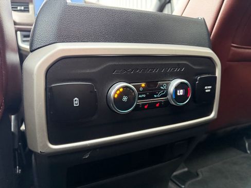 Used 2024 Ford Expedition Max Limited image 21