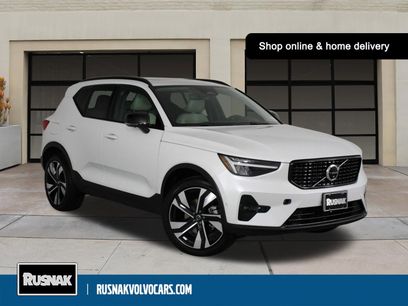 Used 2023 Volvo XC40 B5 Ultimate w/ Protection Package Premier