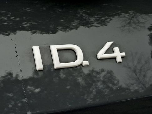 Used 2025 Volkswagen ID.4 Pro RWD image 30