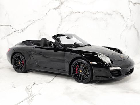 Used 2011 Porsche 911 Carrera S image 5