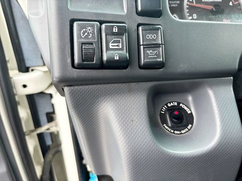 Used 2019 Isuzu NQR RWD image 29
