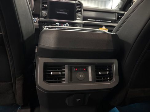 New 2026 Ford F250 Lariat w/ Black Appearance Package image 30