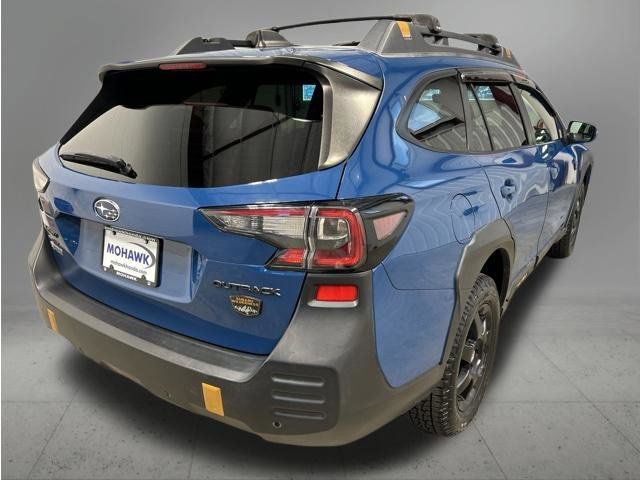 Used 2022 Subaru Outback Wilderness AWD/4WD image 5