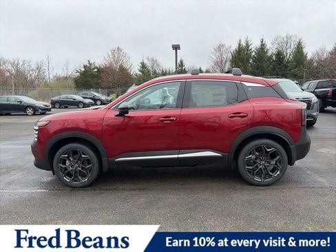 New 2026 Nissan Kicks SR w/ Cold Weather Package image 4