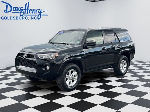 Used 2014 Toyota 4Runner SR5 AWD/4WD image 1