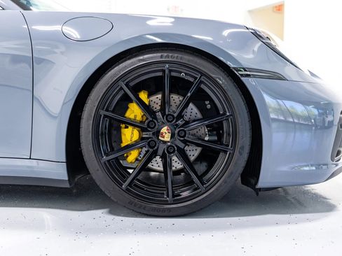 Used 2023 Porsche 911 Carrera image 33