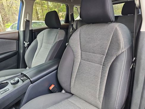 Used 2023 Nissan Rogue SV image 22